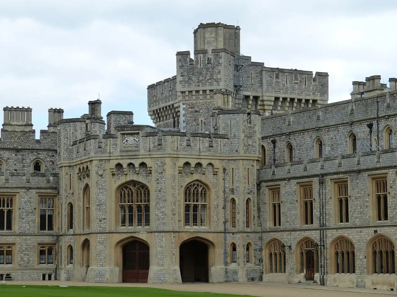 The state apartments around the Upper Ward of Windsor Castle